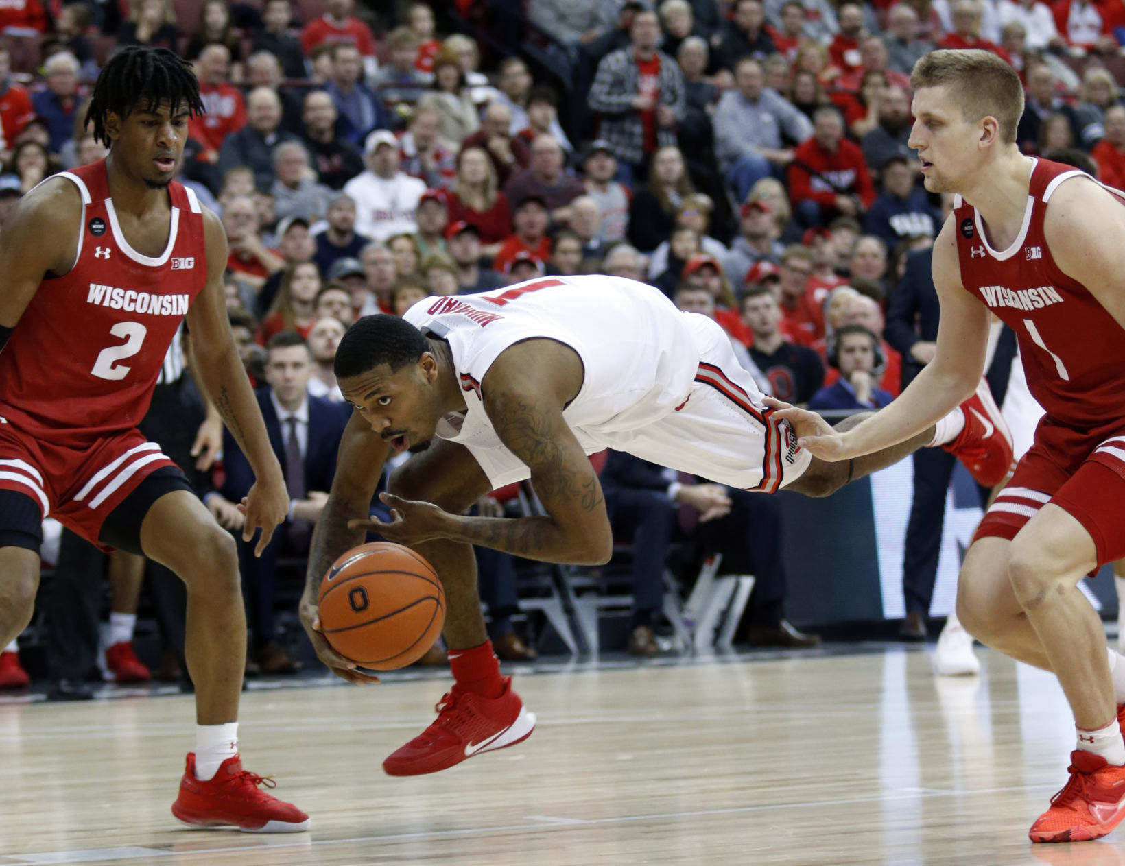 Badgers 61, Buckeyes 57